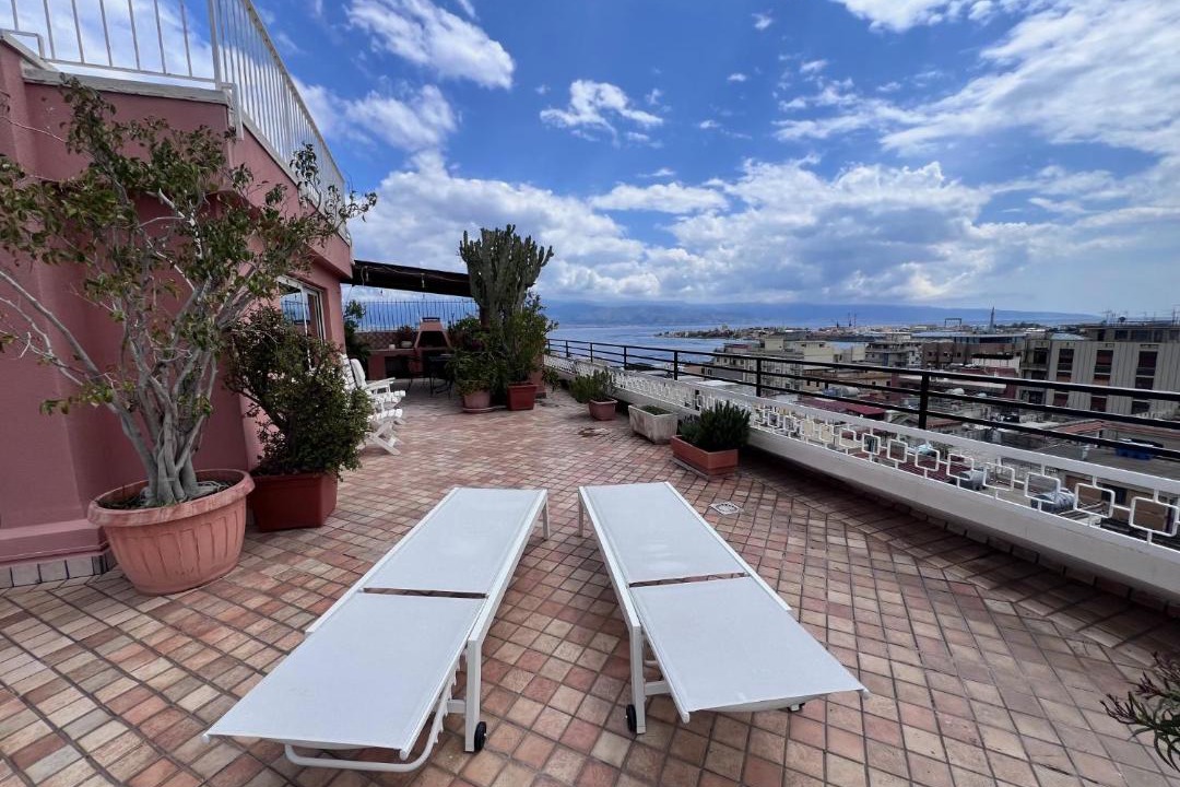 Photo of Patio Balcony in Province of Messina