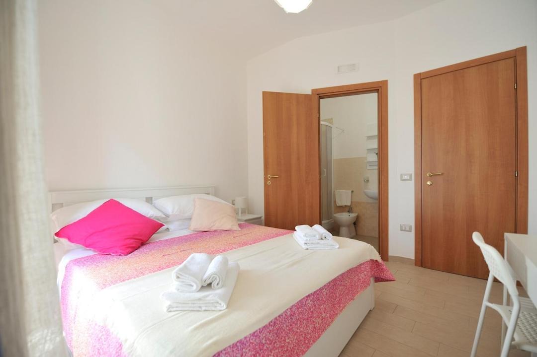 Photo of Bedroom in Lido Manfria