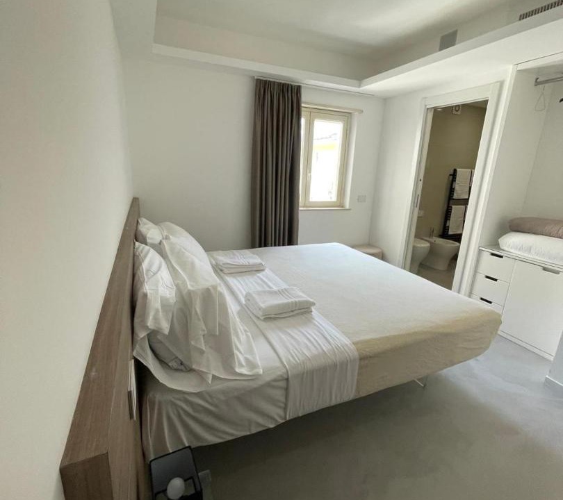 Photo of Bedroom in Brolo