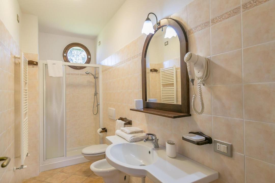 Photo of Bathroom in Campiglia Marittima
