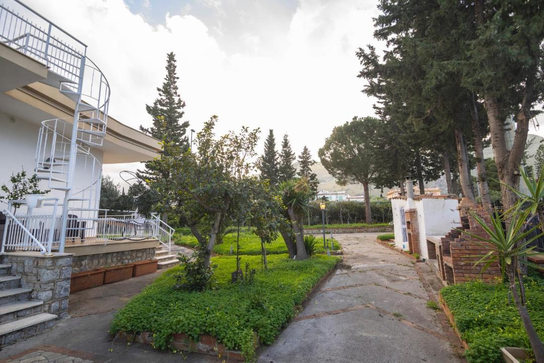 Photo of Others in Villa Grazia di Carini