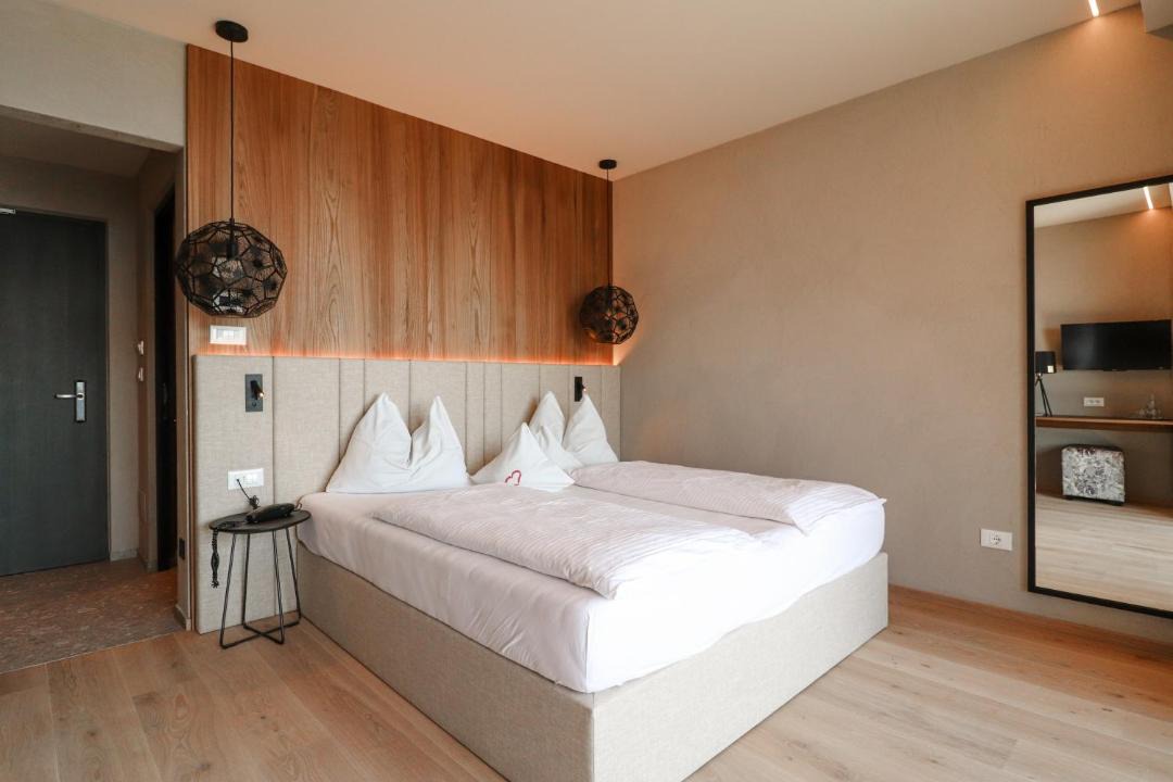 Photo of Bedroom in Schenna