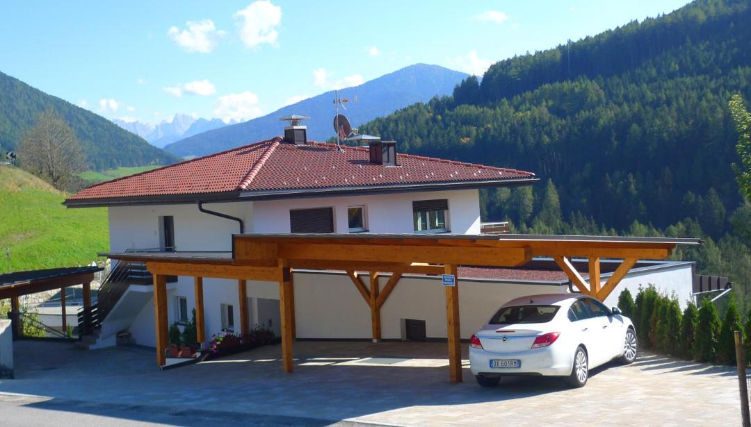 Photo of Buildings in Perca