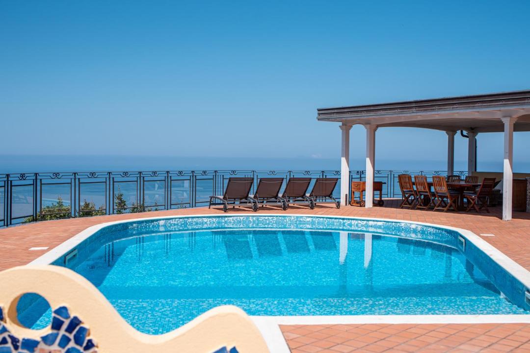 Photo of Patio Balcony in Capo d'Orlando