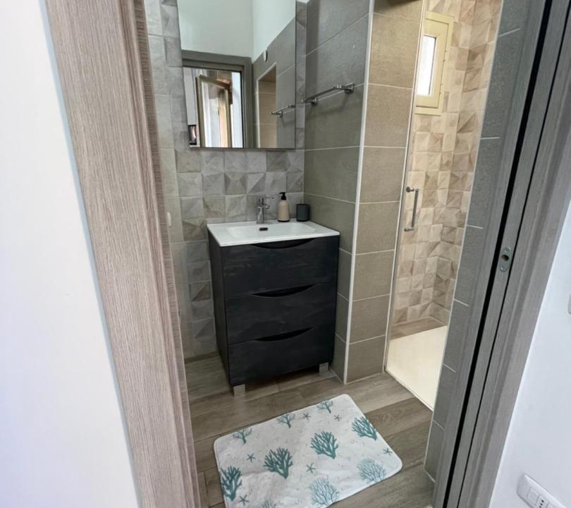 Photo of Bathroom in Gela
