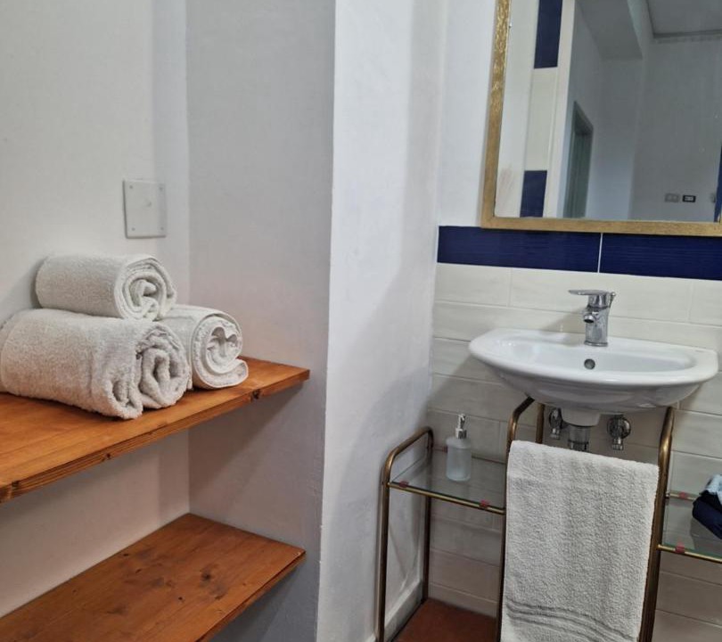Photo of Bathroom in Oliveri