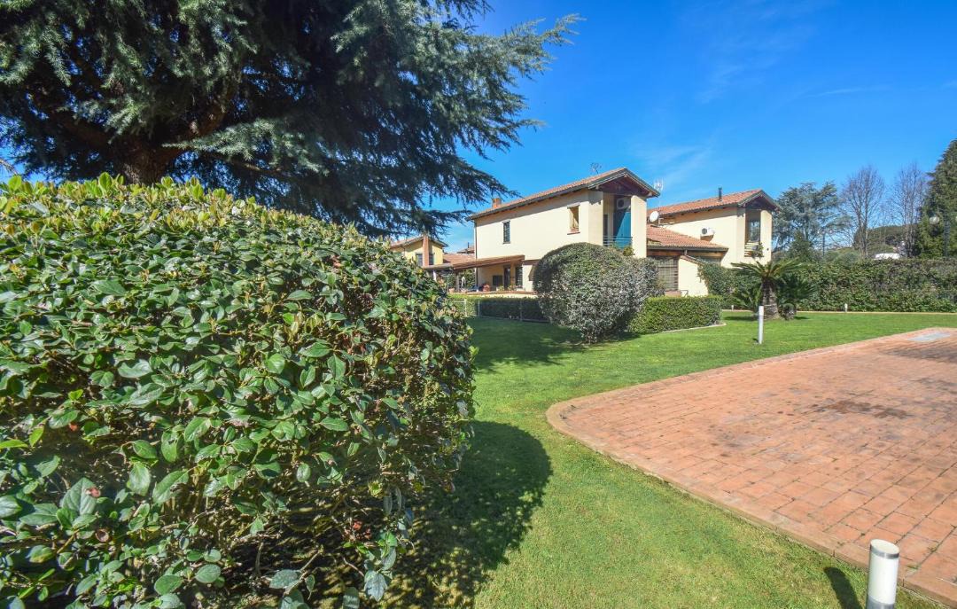 Photo of Others in Settecamini