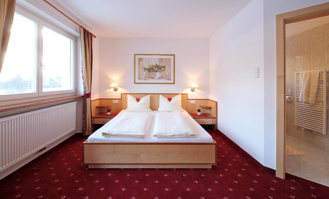 Photo of Bedroom in Lutago