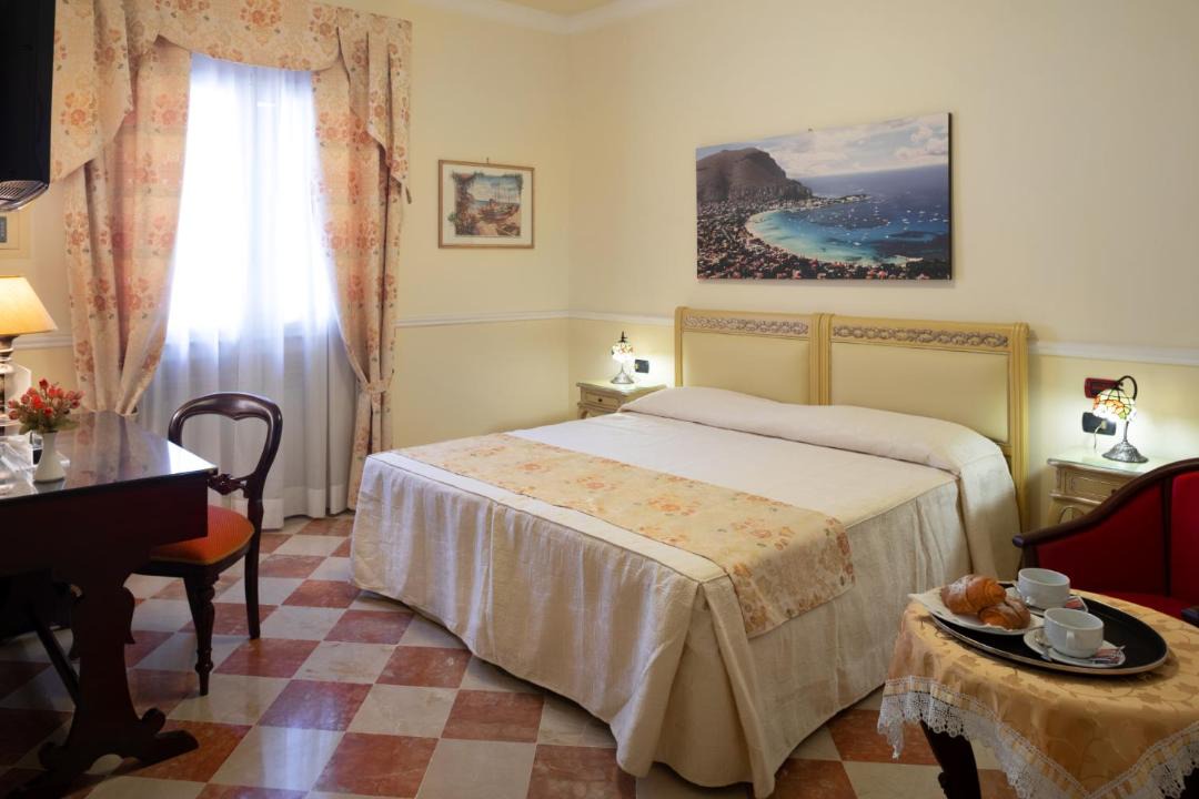 Photo of Others in Palermo