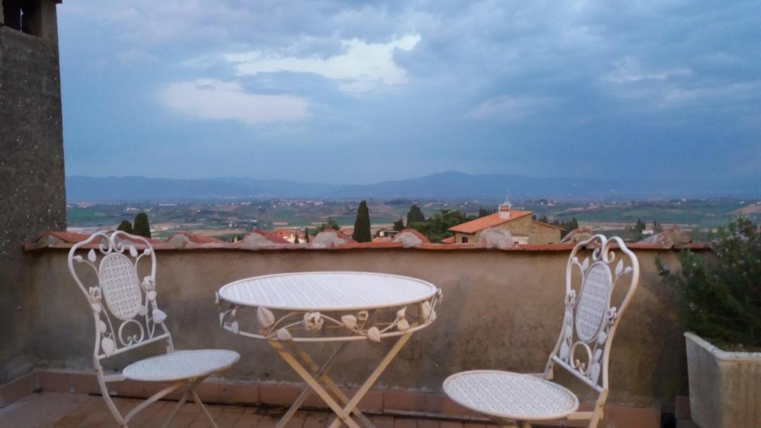 Photo of Patio Balcony in Lucignano