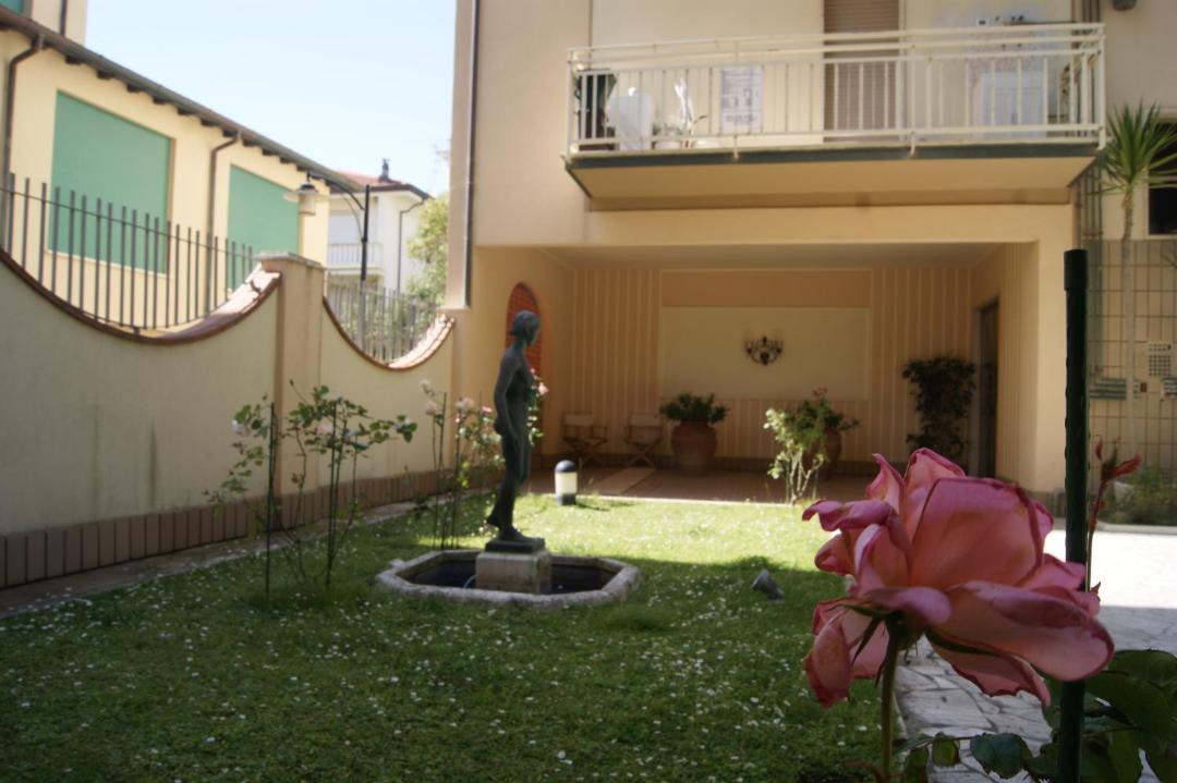 Photo of Others in Viareggio