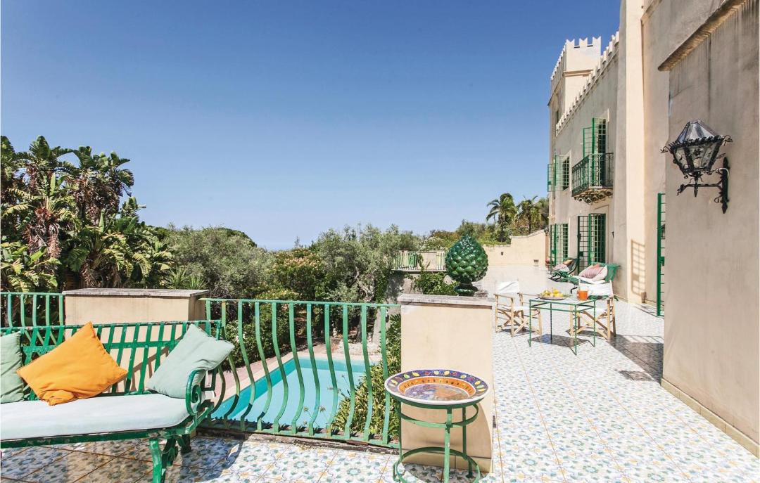 Photo of Patio Balcony in Venetico