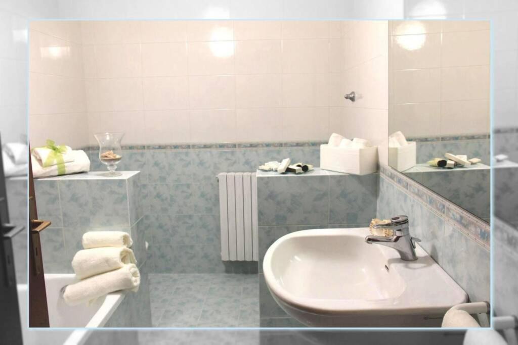 Photo of Bathroom in Trapani City Centre