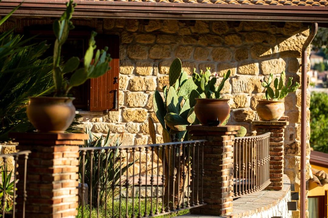 Photo of Patio Balcony in Tortorici