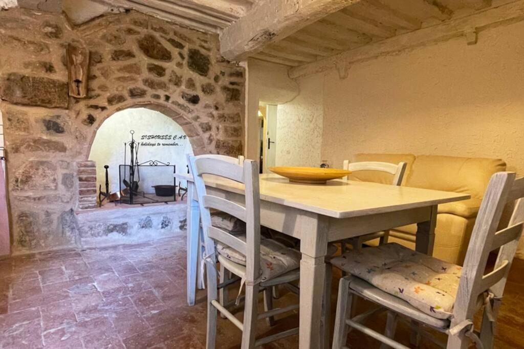 Photo of Kitchen in Campiglia Marittima