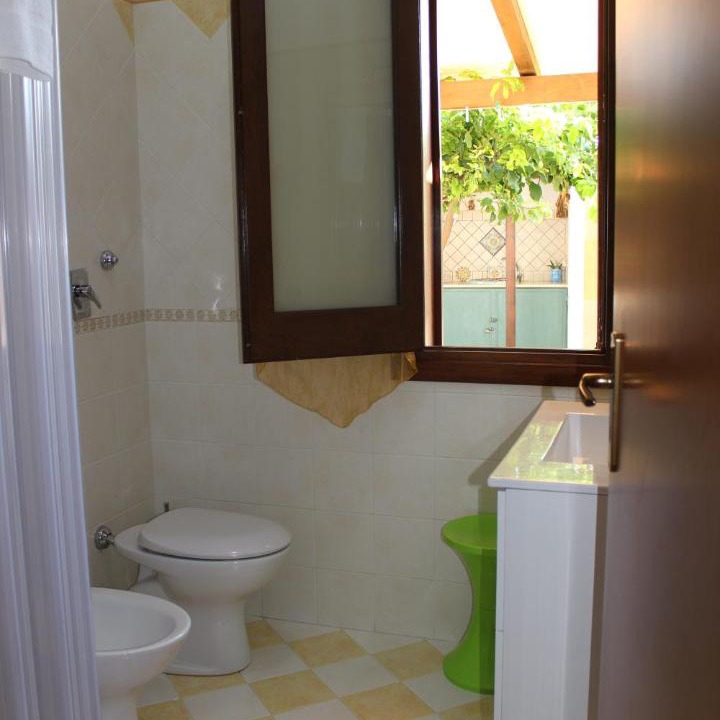 Photo of Bathroom in Macari