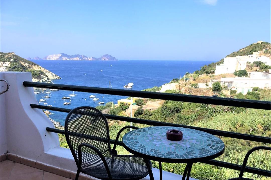 Photo of Patio Balcony in Le Forna
