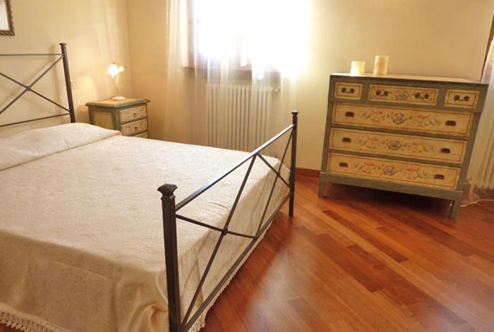 Photo of Bedroom in Arezzo