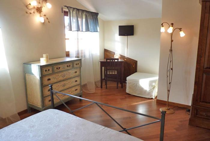 Photo of Bedroom in Arezzo