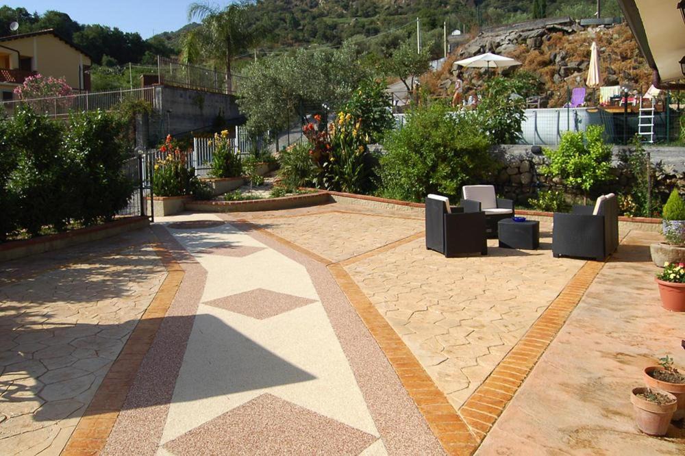 Photo of Patio Balcony in Motta Camastra
