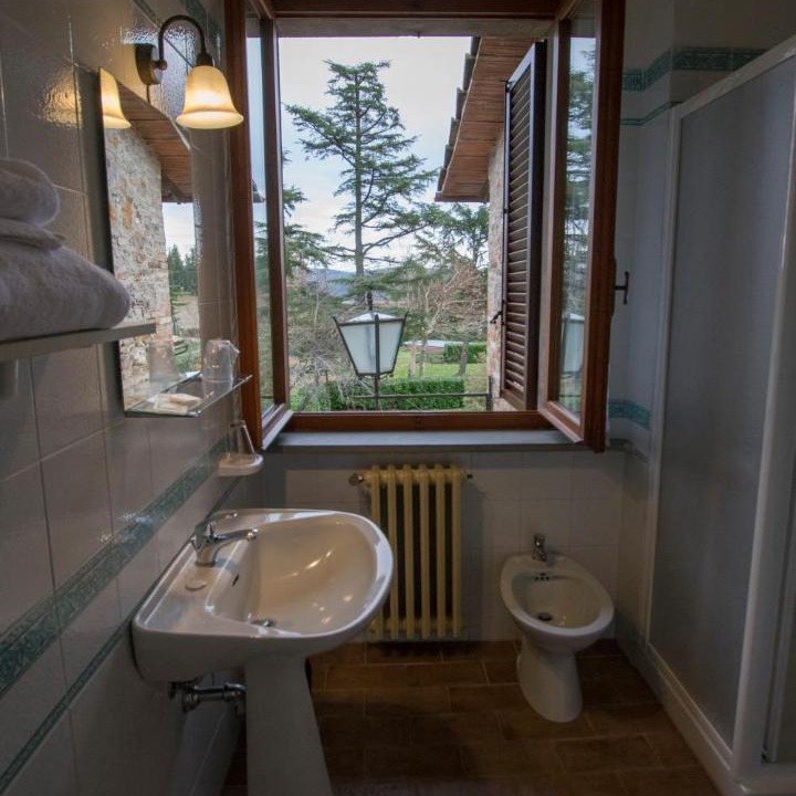 Photo of Bathroom in Monticiano