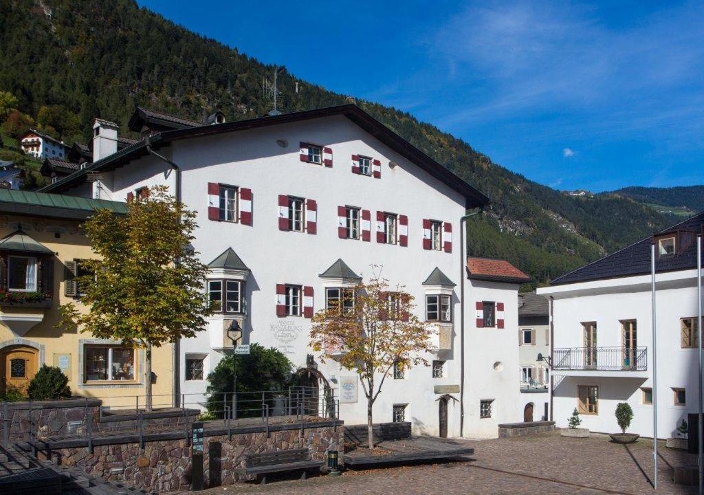 Photo of Others in Muhlbach