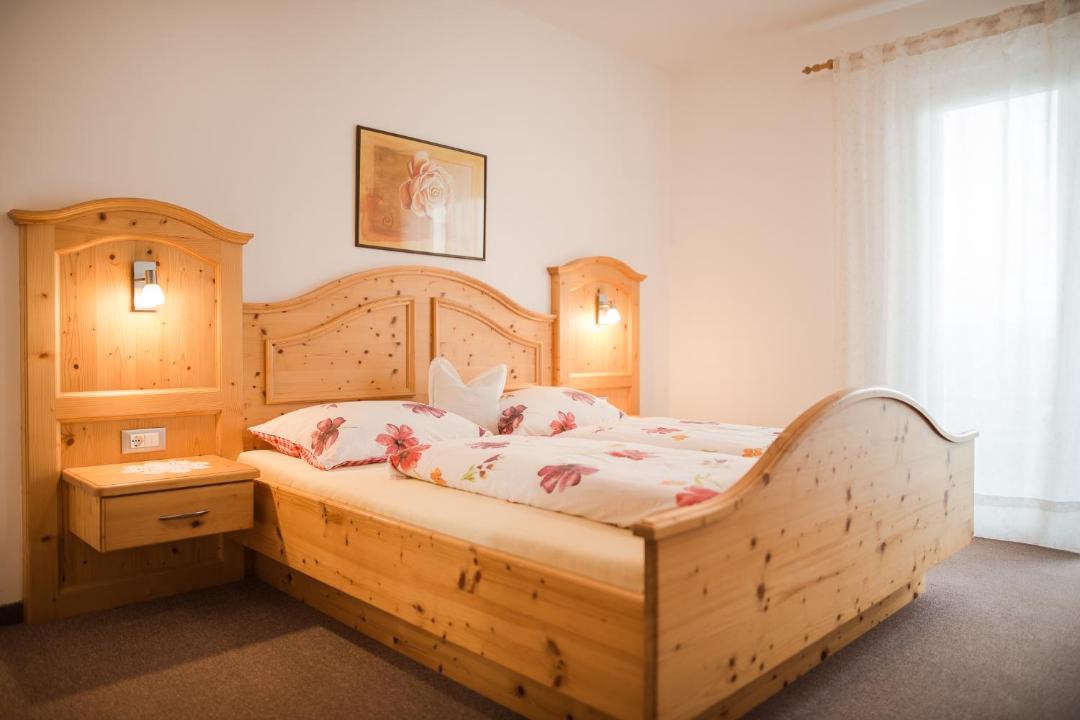 Photo of Bedroom in Schenna