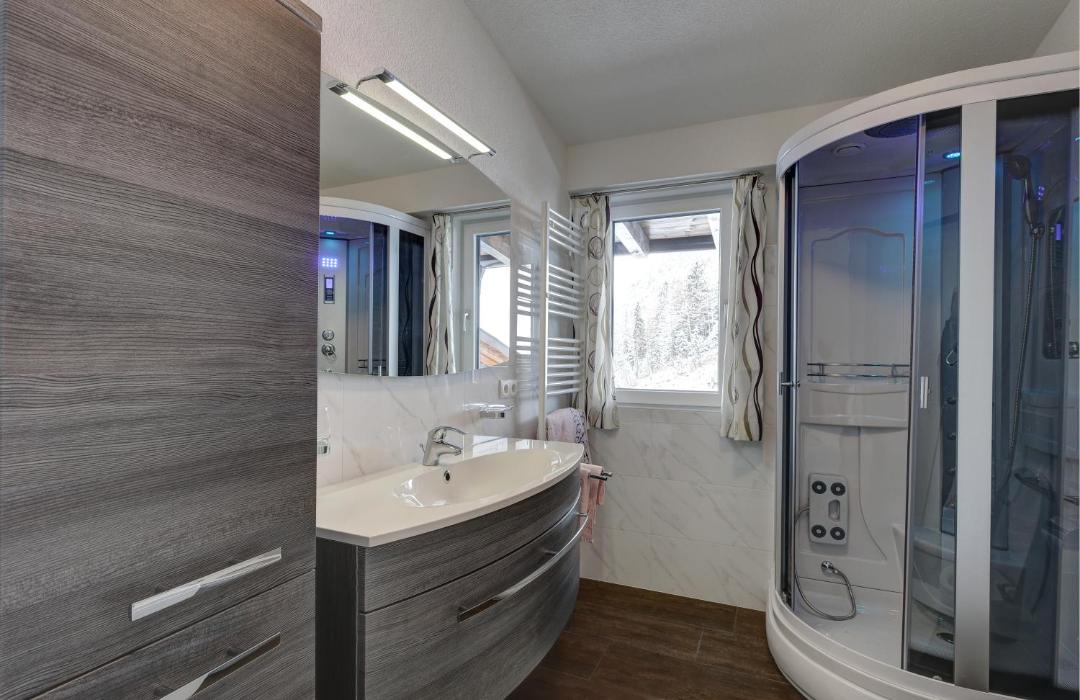 Photo of Bathroom in Lutago