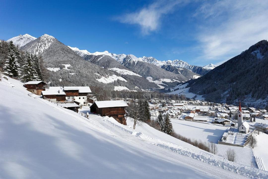 Photo of Buildings in Lutago