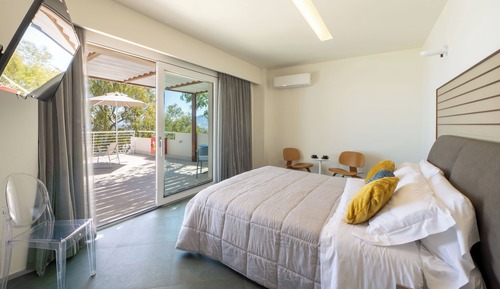 Junior Studio Suite, 1 King Bed with Sofa bed, Terrace, Sea View