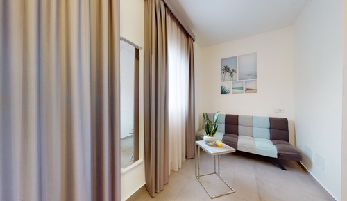 Exclusive Apartment