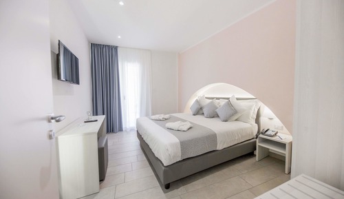 Basic Double Room