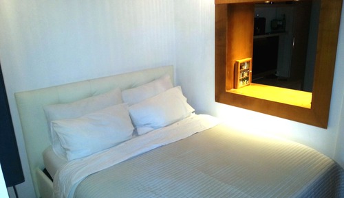 Executive Apartment, Partial Lake View