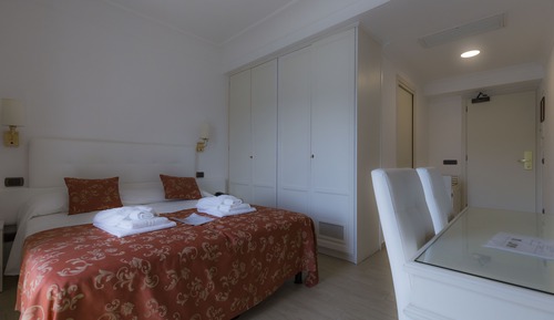 Superior Double Room, Lake View