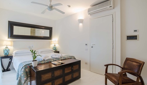 Classic Room, 1 Queen Bed, Non Smoking