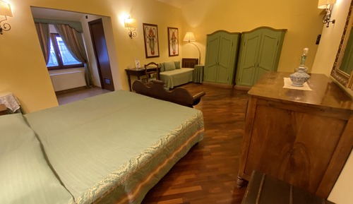 Deluxe Room, Non Smoking, Pool View
