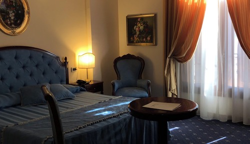 Comfort Triple Room