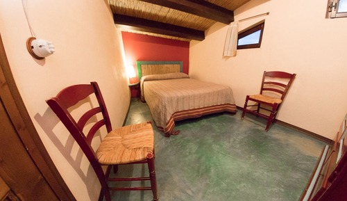 Apartment, 1 Queen Bed with Sofa bed (Guttuso)