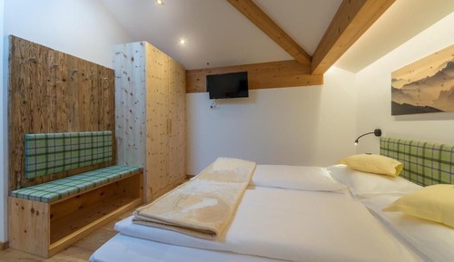 Double Room, Mountain View