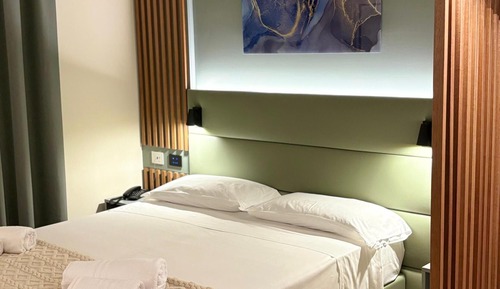 Deluxe Double Room, Balcony, City View