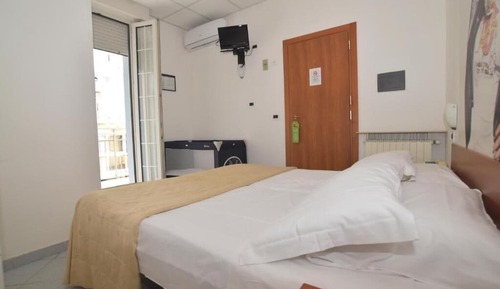 Standard Double or Twin Room, Balcony, Garden View