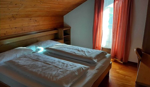 Basic Double Room