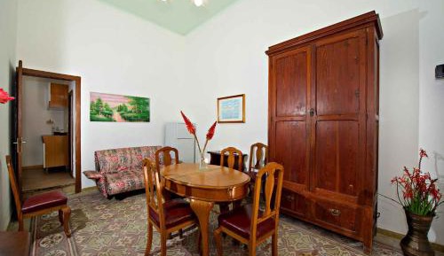 One-Bedroom House