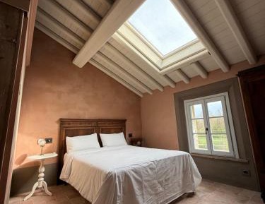Deluxe Double or Twin Room with Garden View