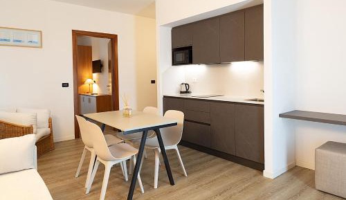 Family Suite with Kitchenette