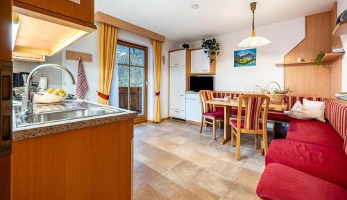 Two-Bedroom Deluxe Apartment with Garden View