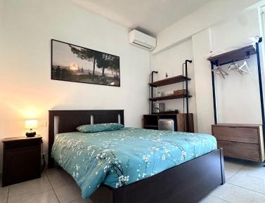 Single Room with Private Bathroom