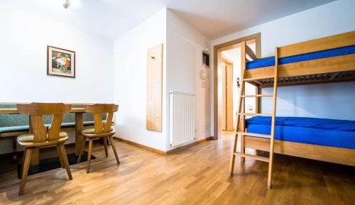 One-Bedroom Apartment with Garden View
