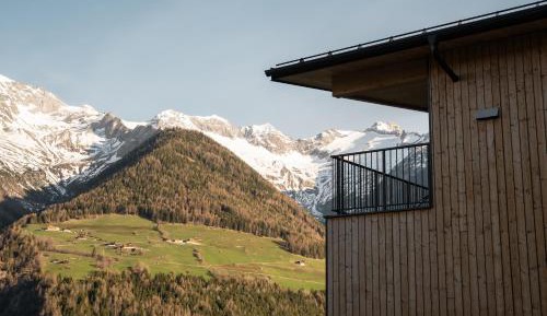 Suite with Mountain View