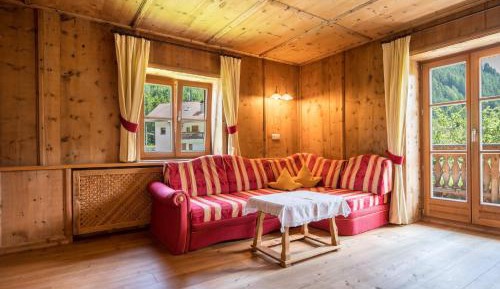 Superior One-Bedroom Apartment with Balcony
